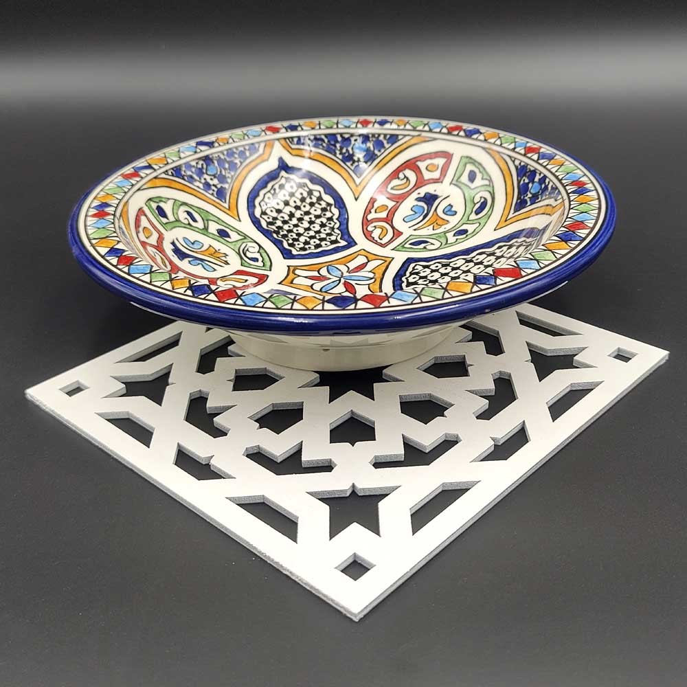 Salva mantel - Centro de mesa - Posa Platos - Celosia árabe - Corte y grabado laser - Modelo Alhambra
