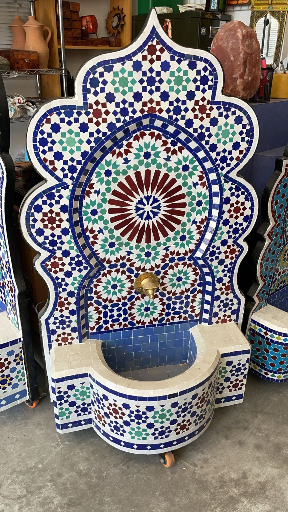Fuente de Terraza o Jardin Mosaico Morisco - Azulejo Andalusí - Modelo Yanhani