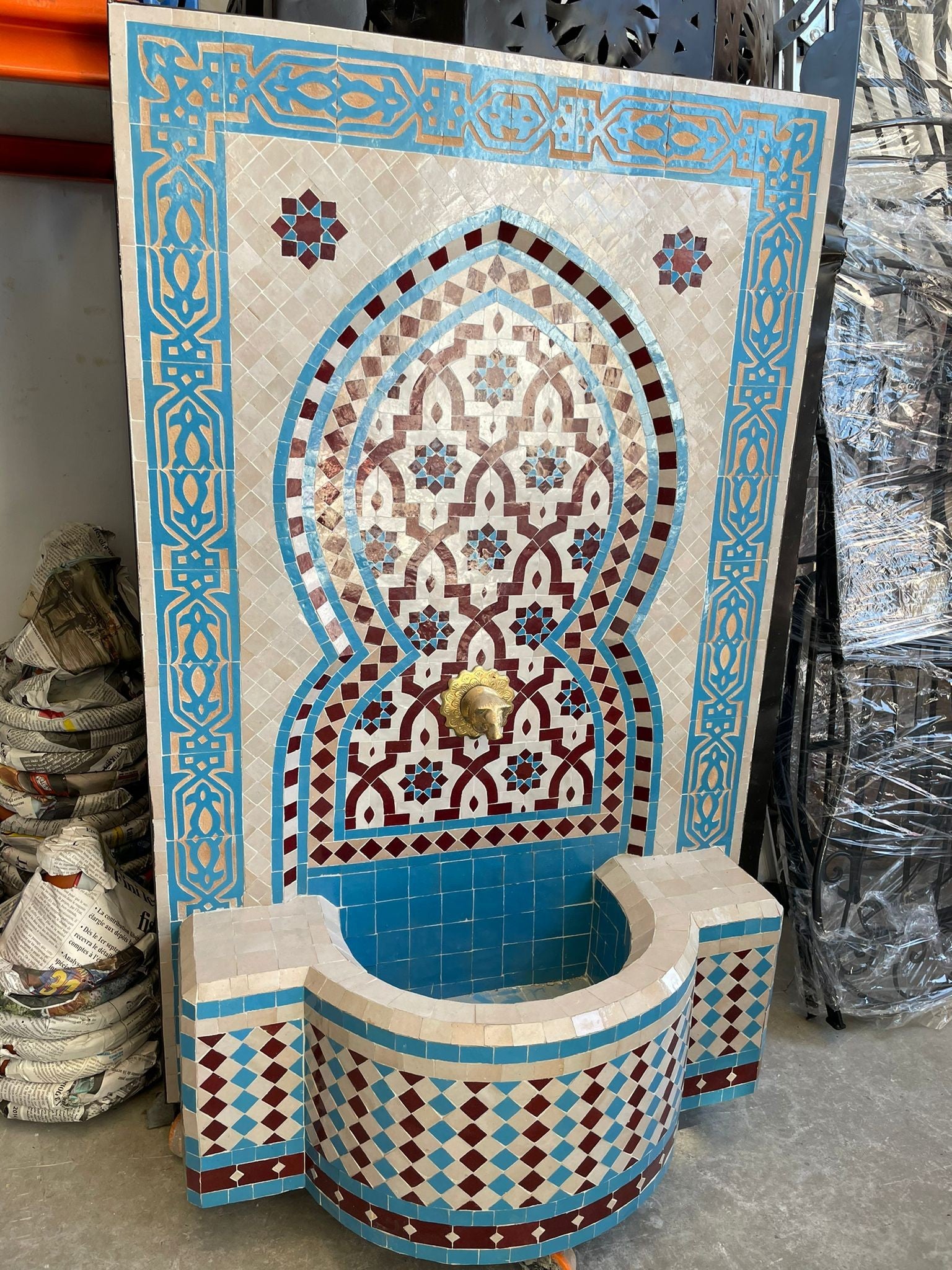 Fuente de Terraza o Jardin Mosaico Morisco - Azulejo Andalusí - Modelo Alcaicería