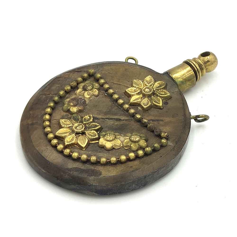 Porta Kohl de Cuerno y Metal - Llavero o Colgante - Modelo Karn