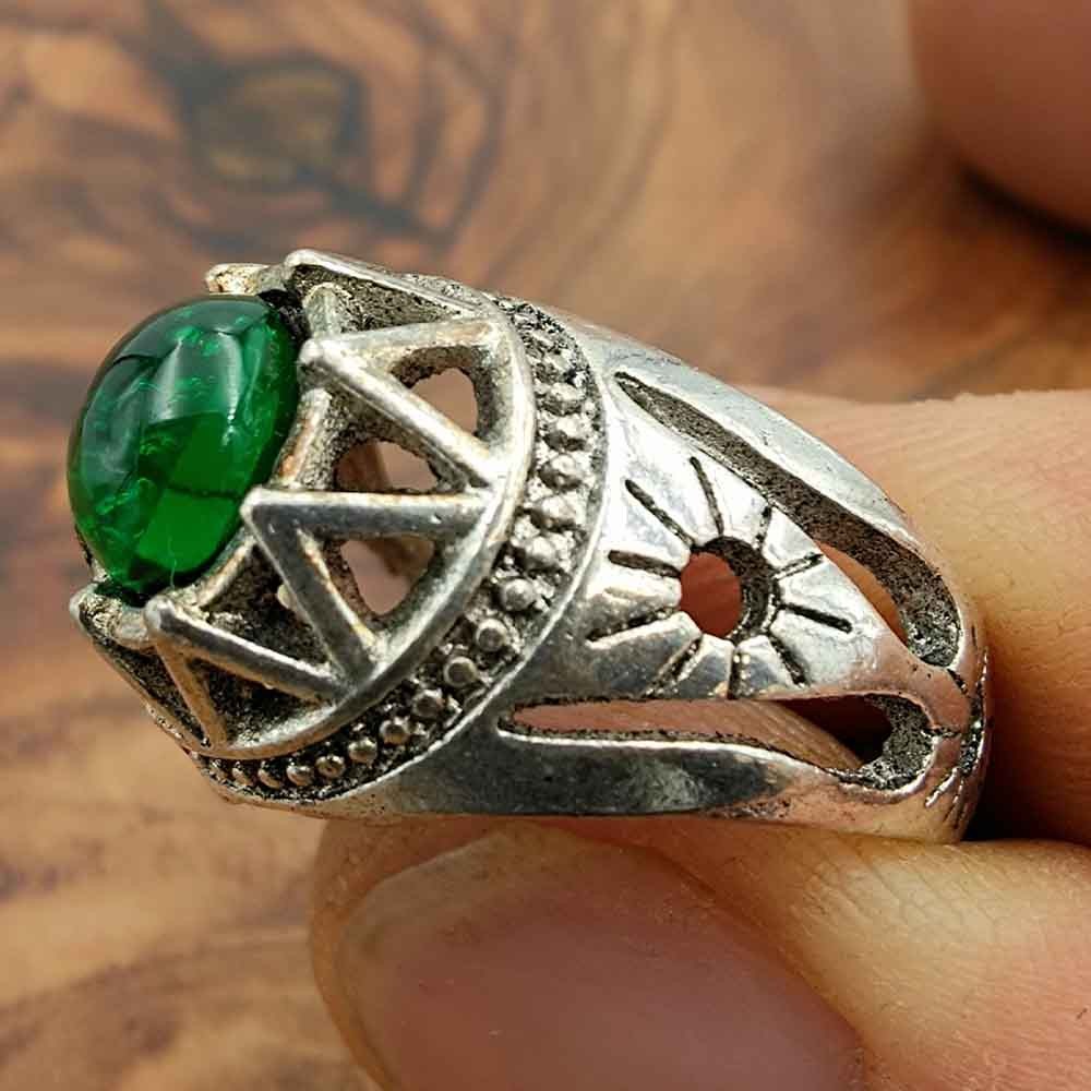 Anillo Unisex Aleación Inox - Piedra Verde - Estilo Medieval Gótico - Modelo Sebaa Ashrin Akhdar