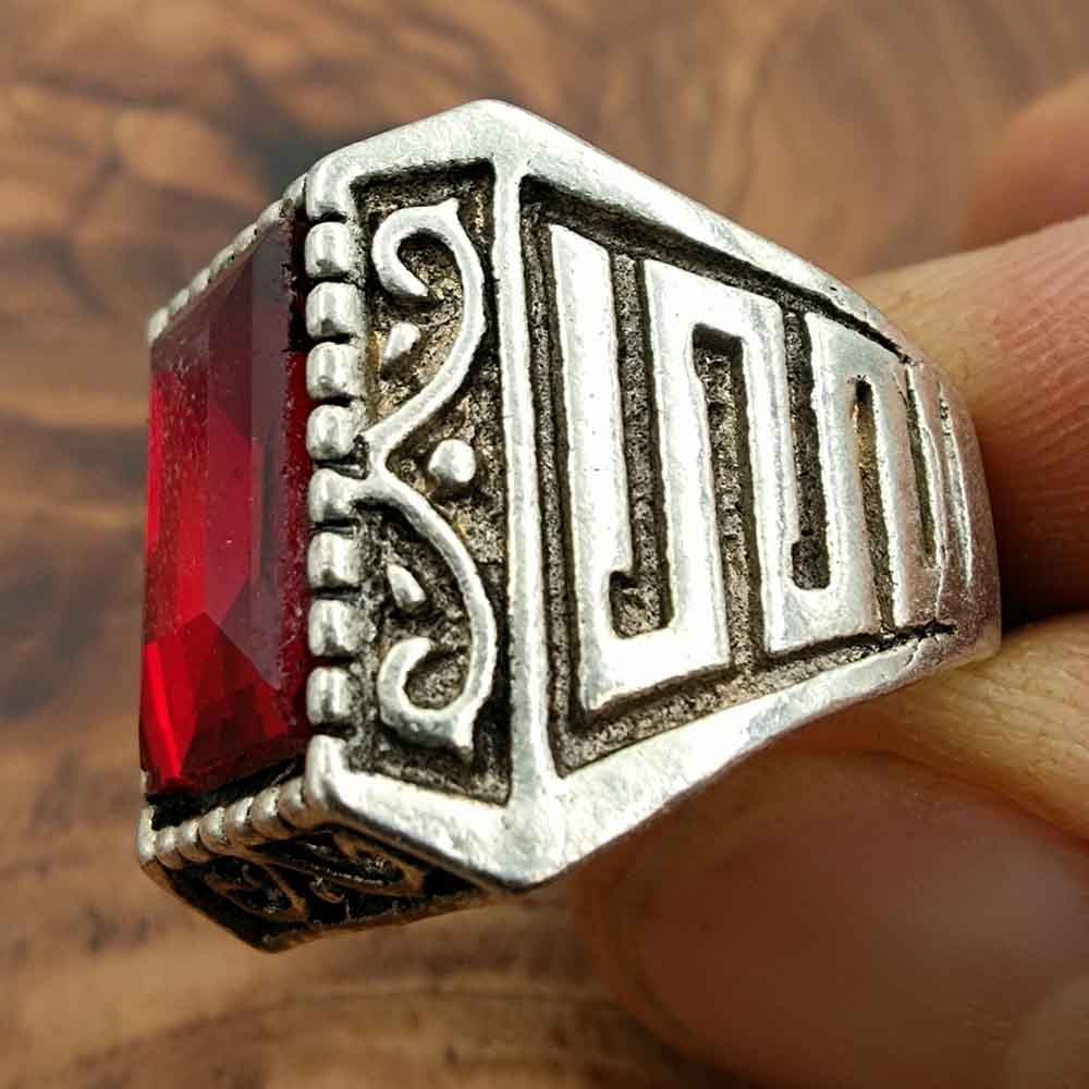 Anillo Unisex Aleación Inox - Piedra Roja - Estilo Medieval Gótico - Modelo Tisaa Ashrin Ahmar