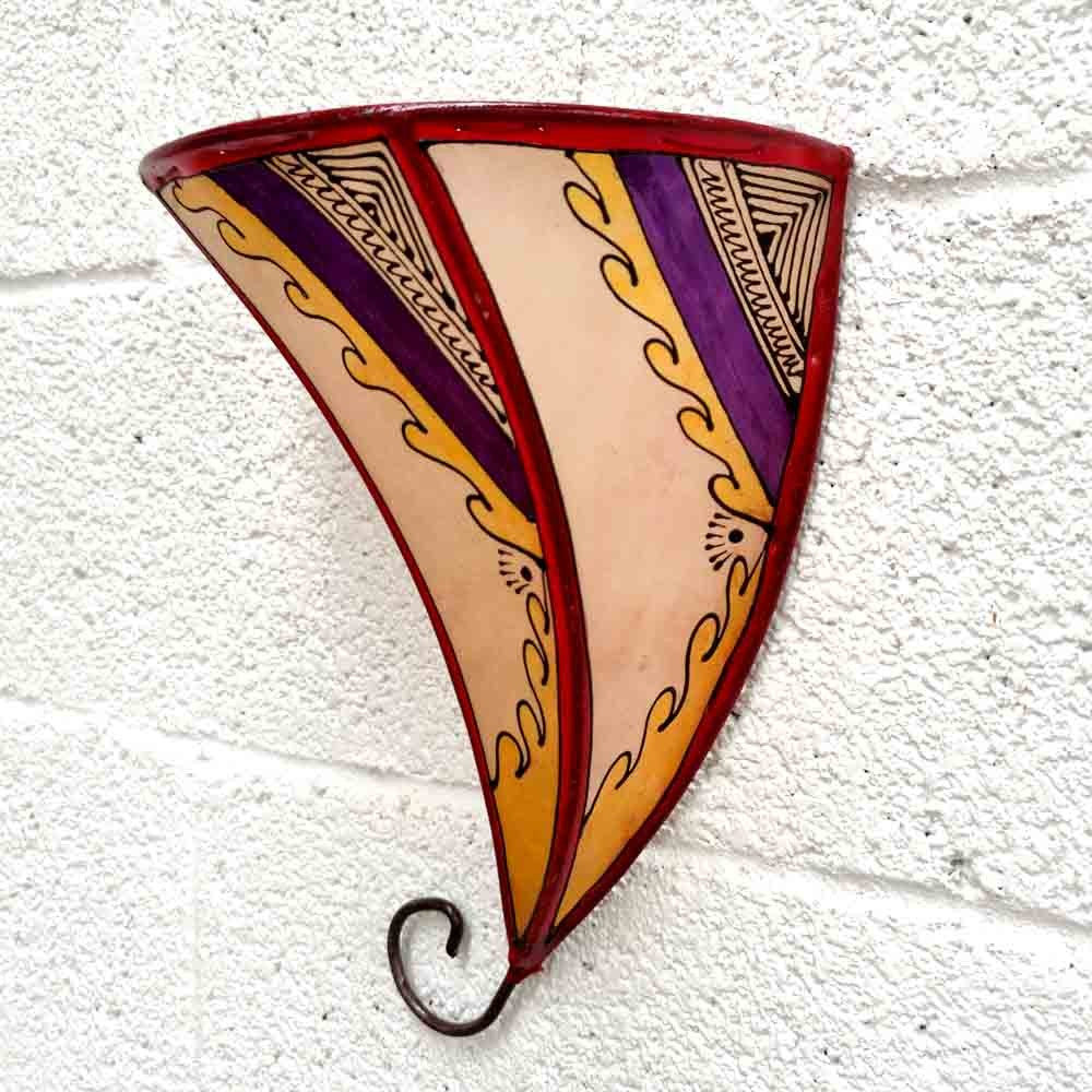 Aplique Pantalla de Piel pintado con Henna - Decoración Andalusí - Artesanía Marroquí - Modelo Mulawan