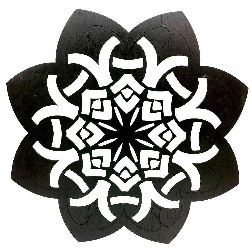 Cuadro Decorativo Celosía Madera Negro Satinado - Decoración Celta - Corte Láser - Modelo Fasayfisa- 50 x 50 cm