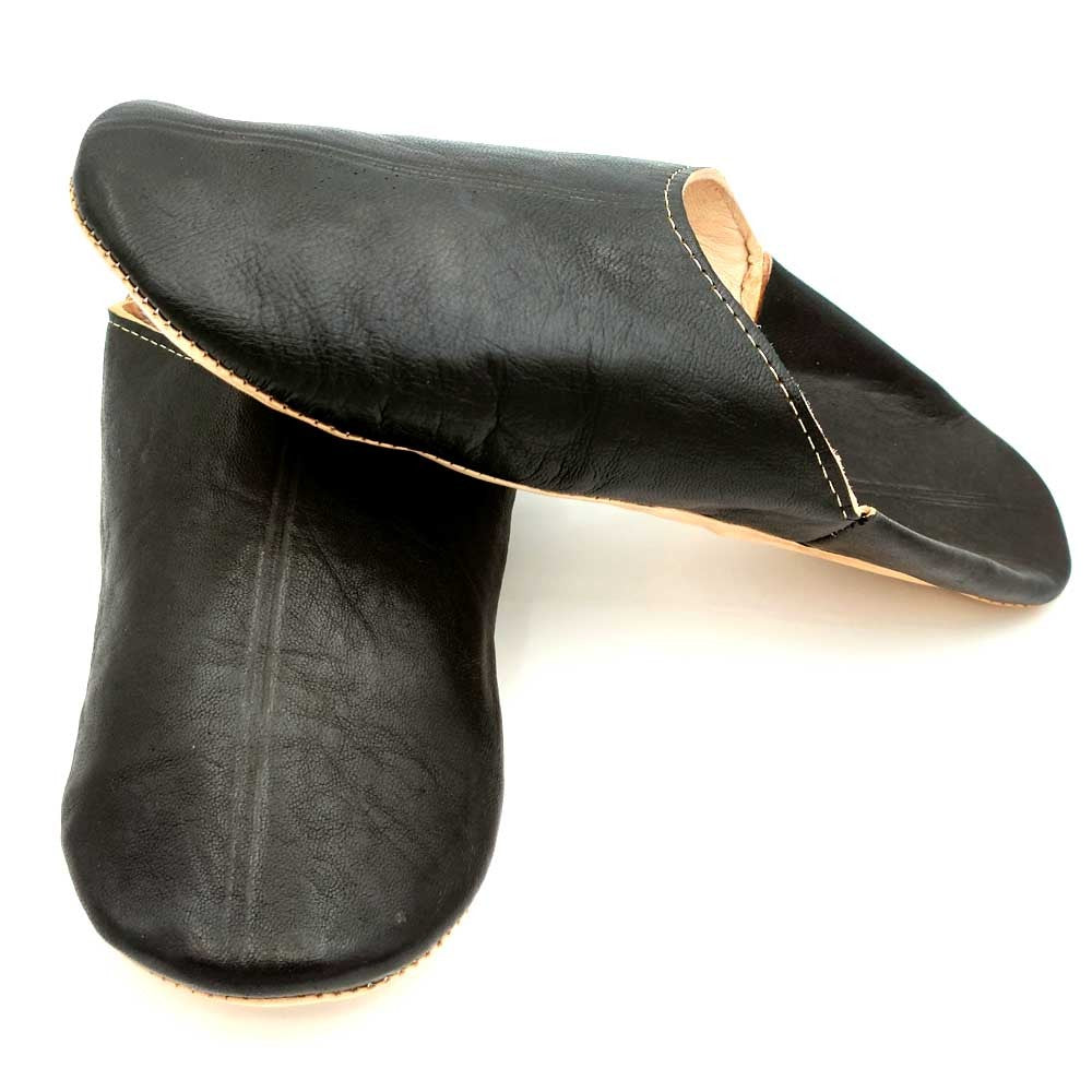 Babucha Zapatilla Andar por Casa Estilo Árabe - 100% Cuero - Color Negro - Artesanía Marroquí - Modelo Darun