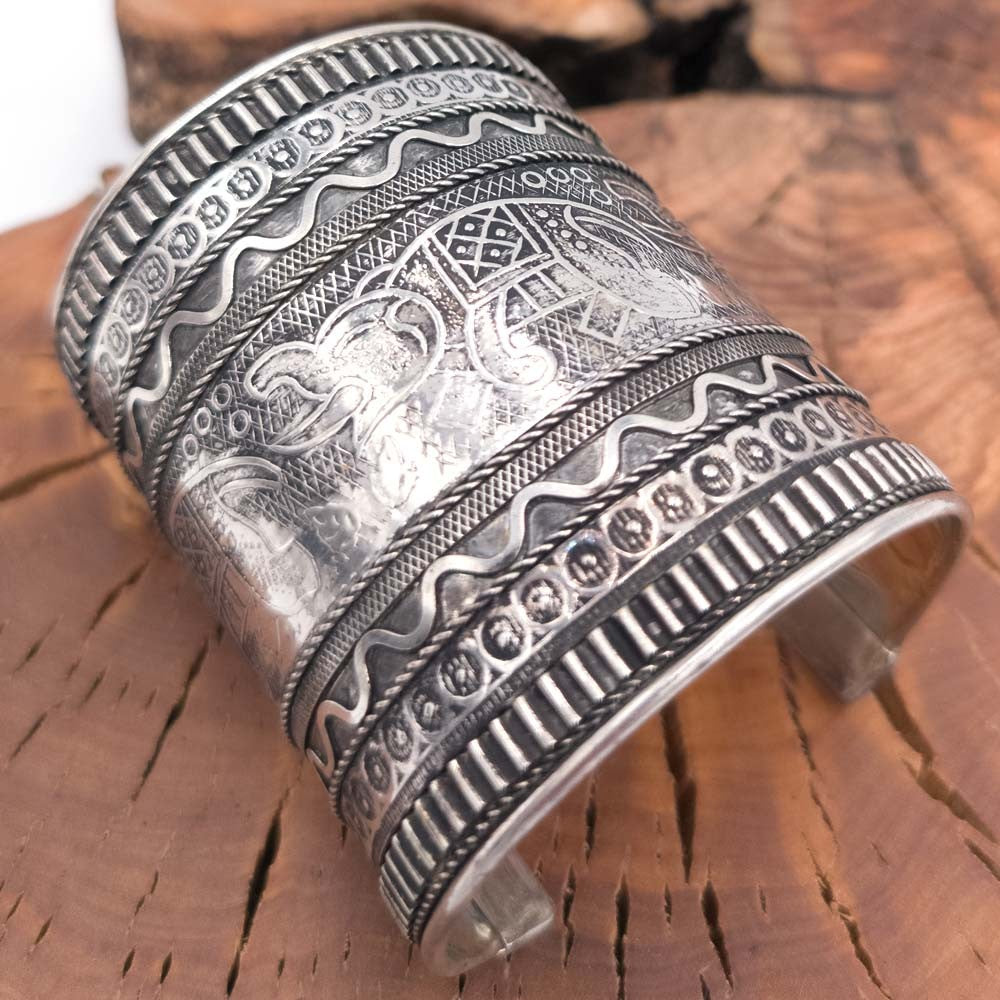 Brazalete de Metal Artesanía India Estilo Mandala Elefante Tibetano 3