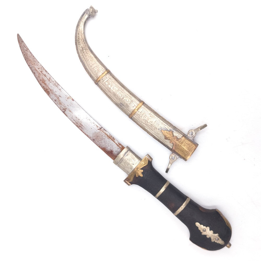 Daga o Puñal Grande Árabe Artesanía Marroquí Ornamental Alpaca Repujada Modelo Khashab Aswad