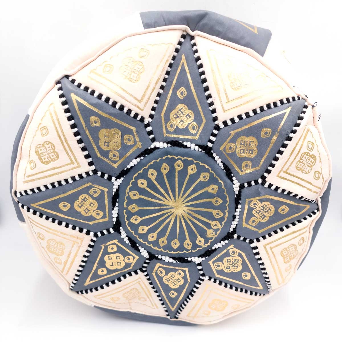 Puff Árabe Cuero 100% - Gris Artesanía Marroquí - Modelo Laun Ramadi