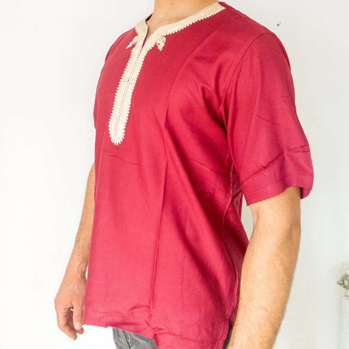 Camisa Granate Burdeos Camiseta Marroqui Decorada Bordados Estilo Árabe Modelo Kamis
