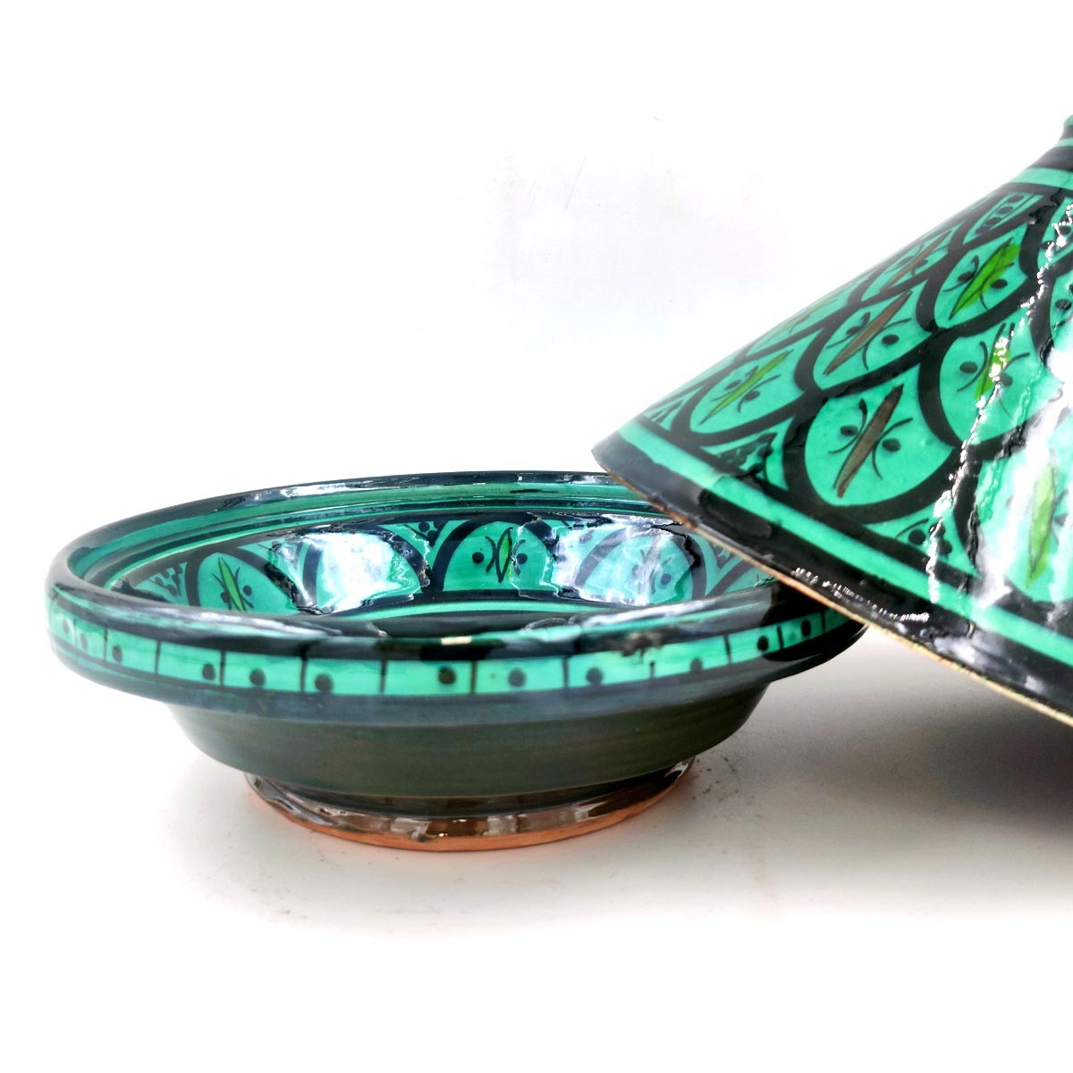 Tajin Marroquí de Cerámica Pintada - Artesanía Asfi Modelo Tetuan Kabir: ¡Auténtico y Exquisito!