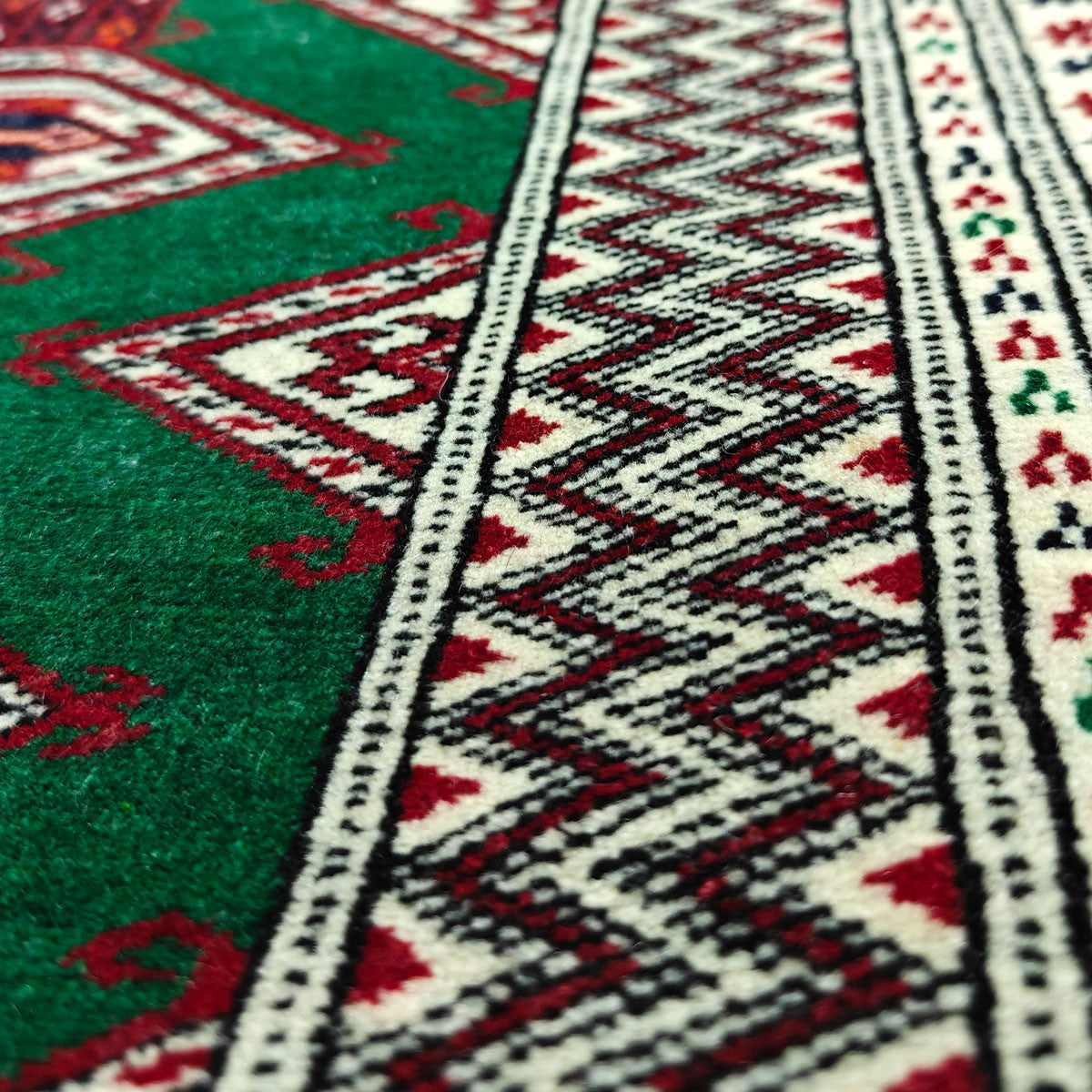 Alfombra Turcomana del Mar Caspio - Diseño Geométrico Bazoo Band - 190x138 cm