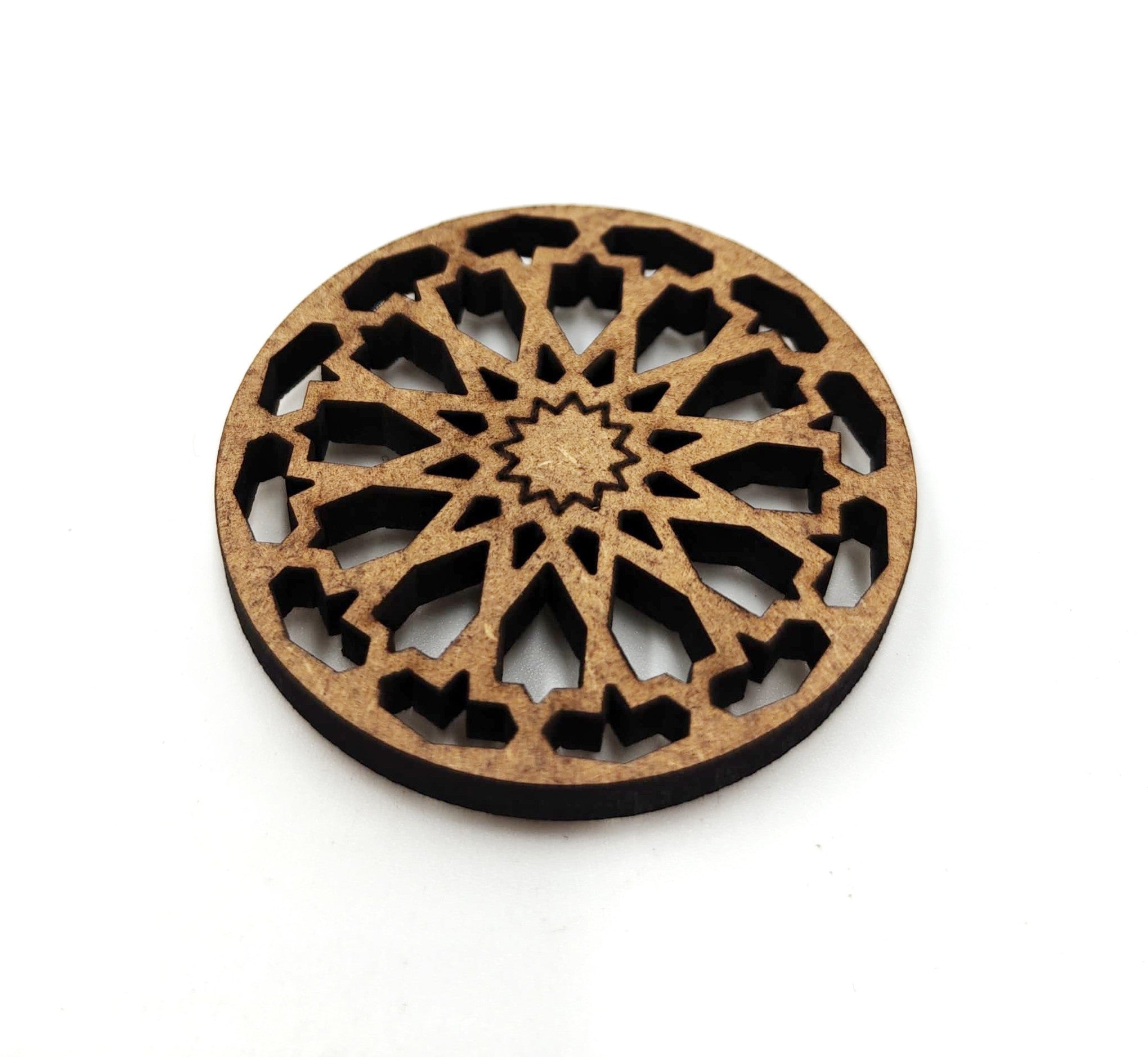 Imán de Nevera Artesanal - Diseño Geométrico Andalusí Inspirado en la Alhambra