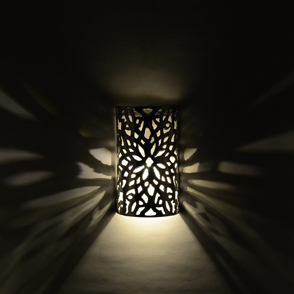 Aplique Pared Alumino Calado - Diseño Floral - Acabado Pulido - 20 cm