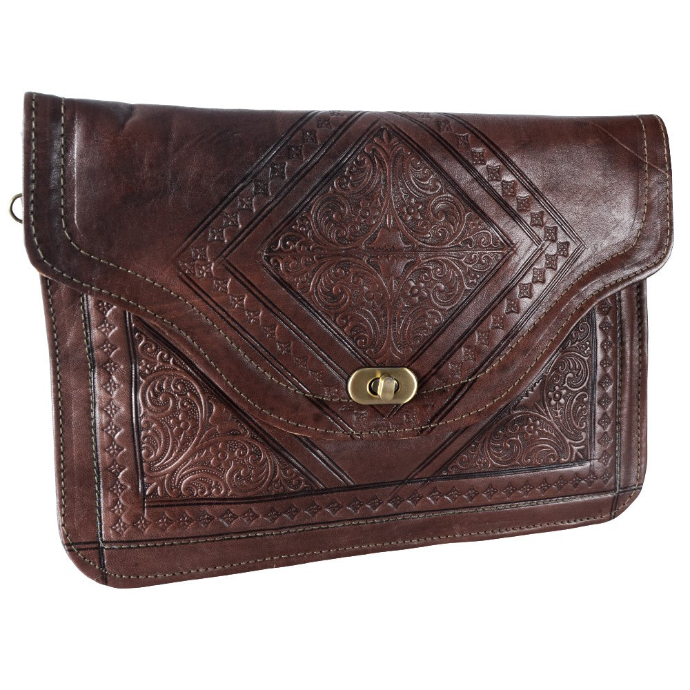 Bolso Cuero Artesanal - Funda Tablet - De Mano o Para Colgar - 31cm