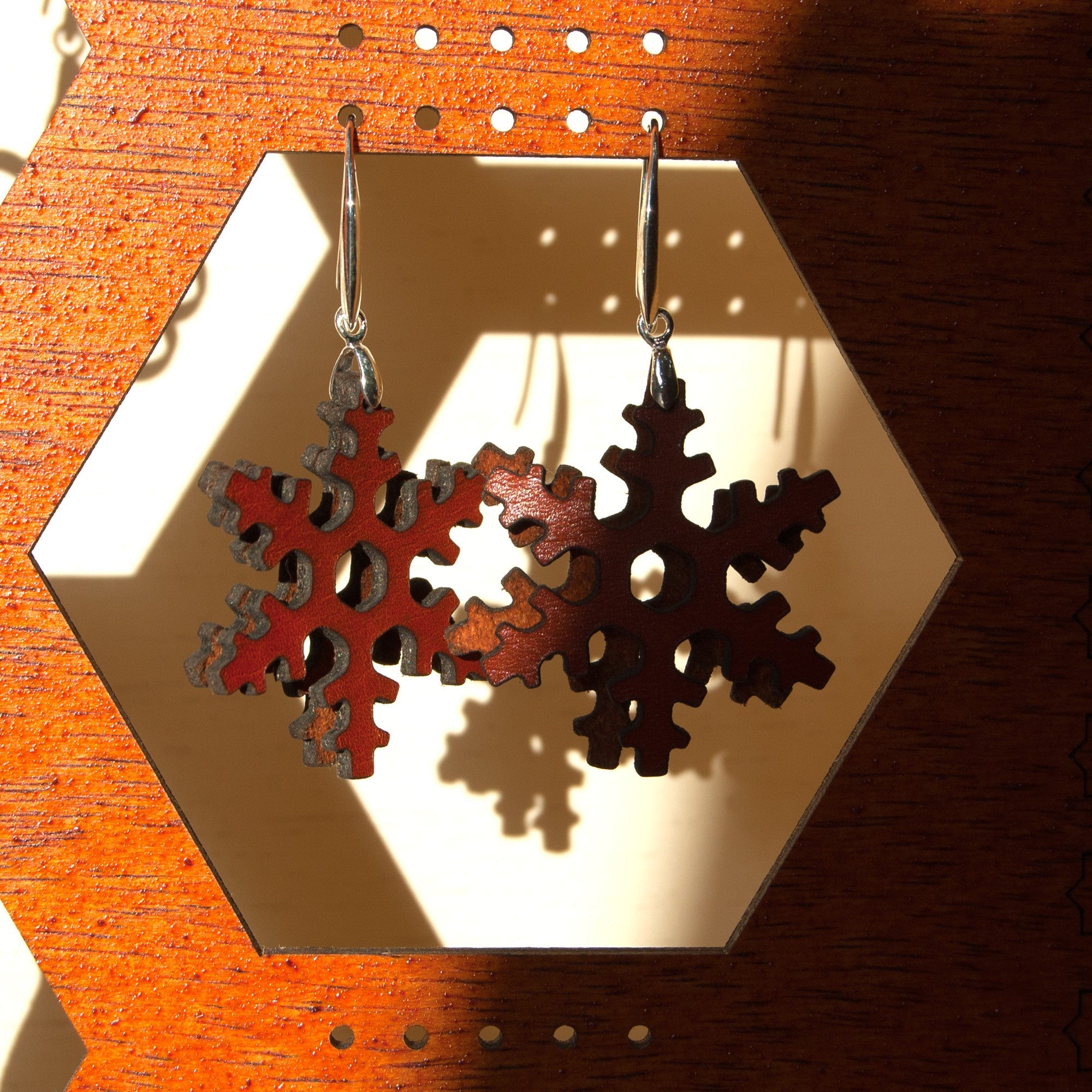 Pendientes de Cuero Grabado - Engarce Plata - Modelo Celch