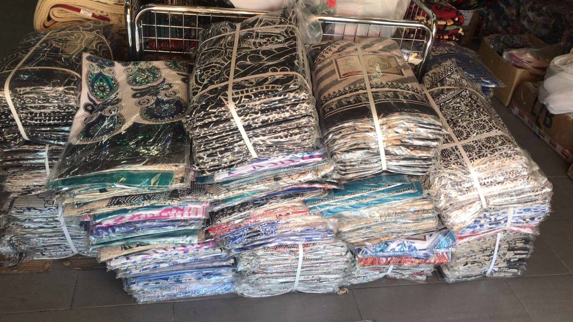 Lote 50 x Telas de India Surtidas 210 x 240 cm