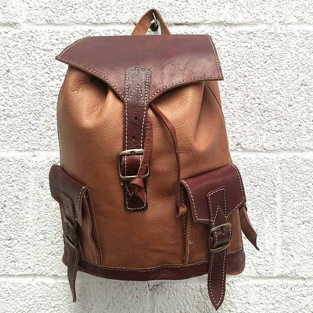 Mochila Cuero 100% - Unisex - Artesanía - Marroquinería - Modelo Aans Kabir