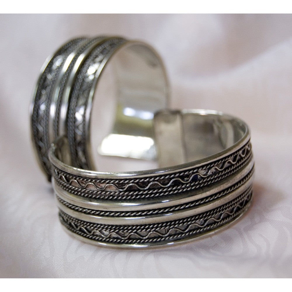 Brazalete Plateado Doble Trazado - NOVEDAD