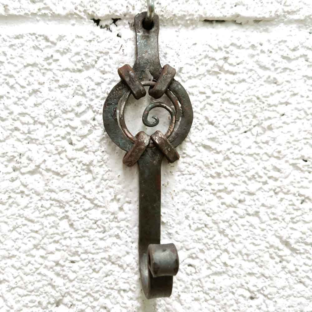 Percha de Forja Artesanal - Diseño Arabe - Calidad Deluxe - 14 cm