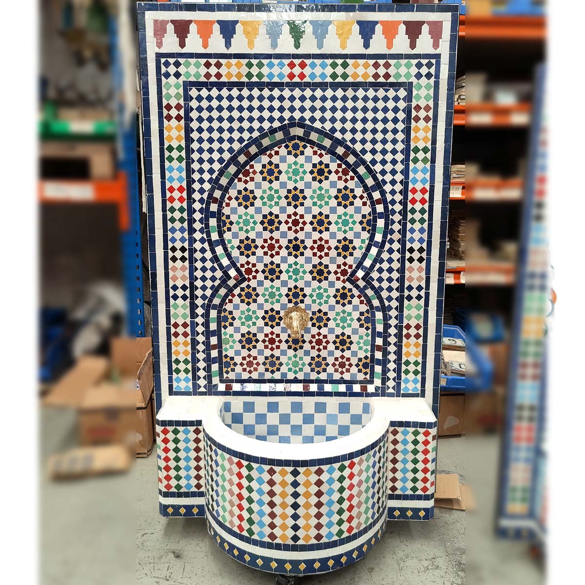 Fuente de Terraza o Jardín Mosaico Morisco de Azulejo Zellige Andalusí - Modelo Al karawi Kabir