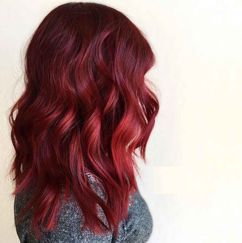 Henna Radhe Caoba Luminoso en Polvo: Tinte Natural y Saludable para un Cabello Rojizo Brillante