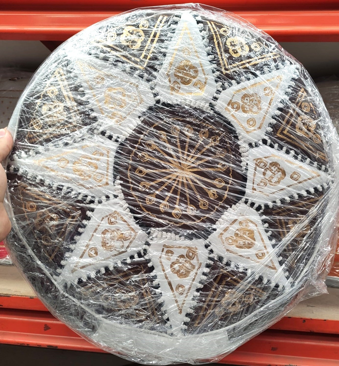 Puff Árabe Cuero 100% Relleno incluido - Artesanía Marroquí - Modelo Laun/RELLENO