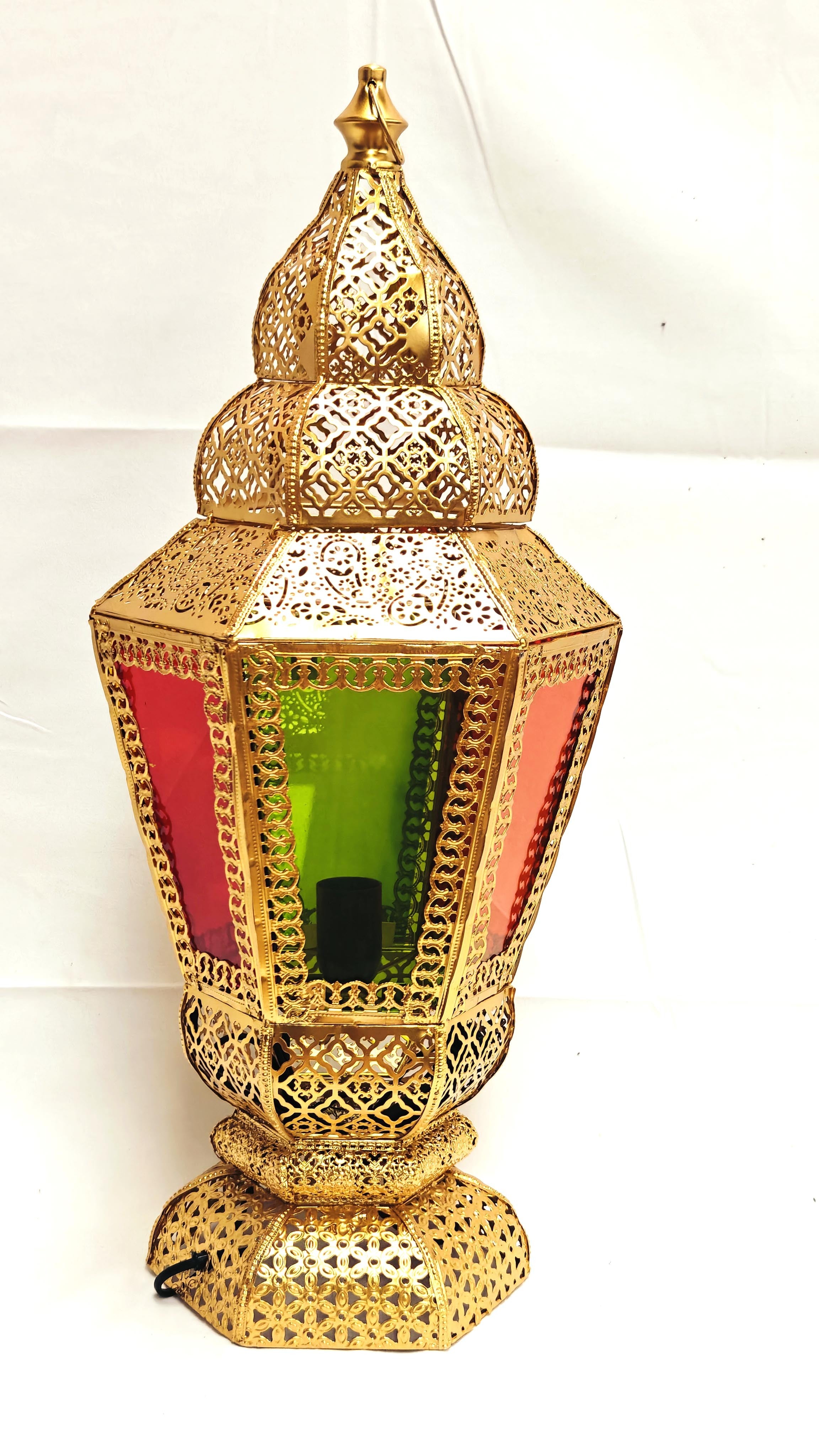 Lámpara Farol de Pie Dorada - Pantalla de Cristal Multicolor -  Modelo Fanusi