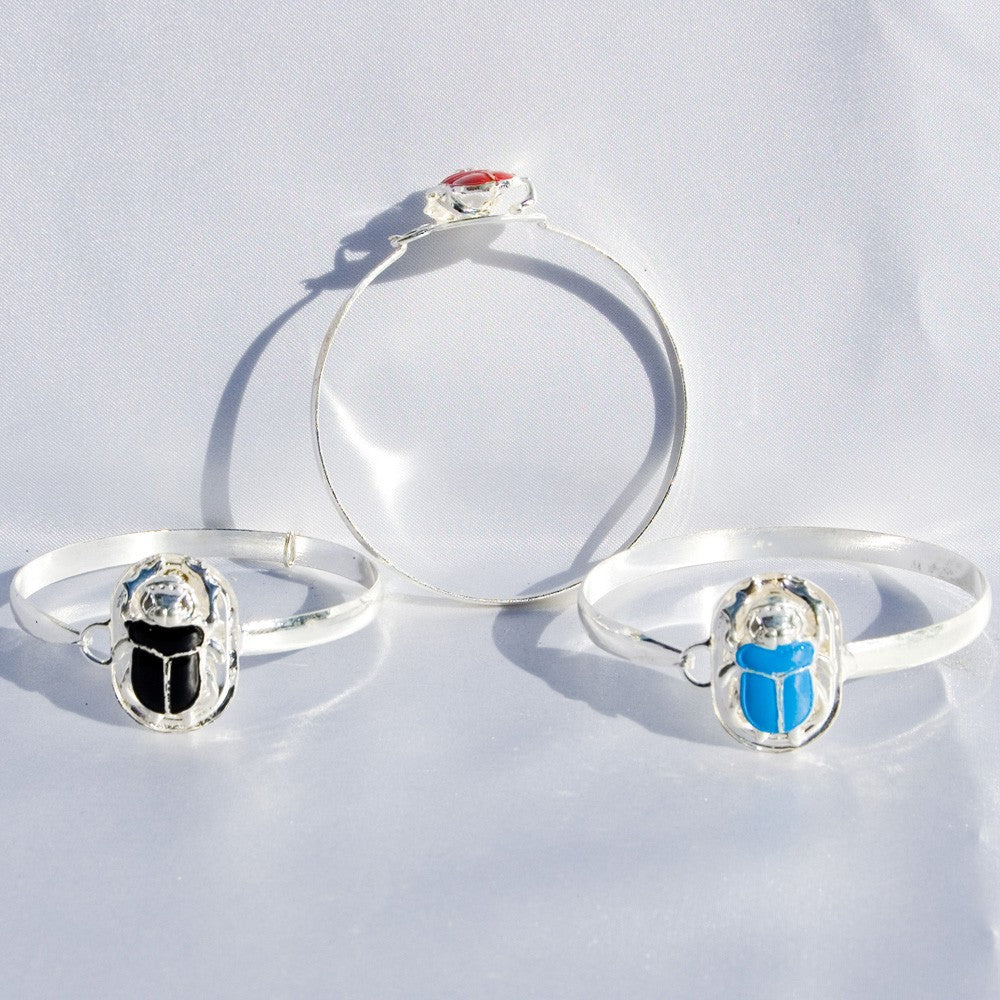 Brazalete Plateado Escarabajo Egipcio - Varios Colores - 6 cm