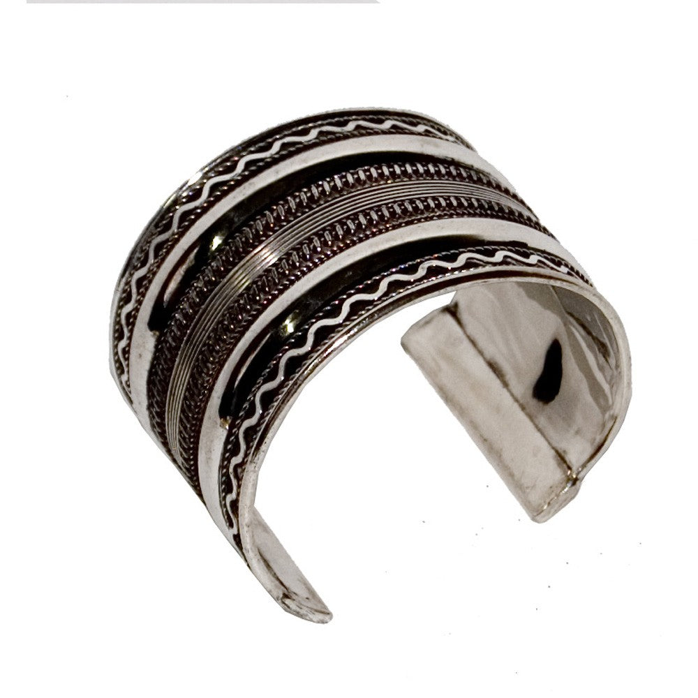 Brazalete Ancho Plateado Doble Trazado - NOVEDAD