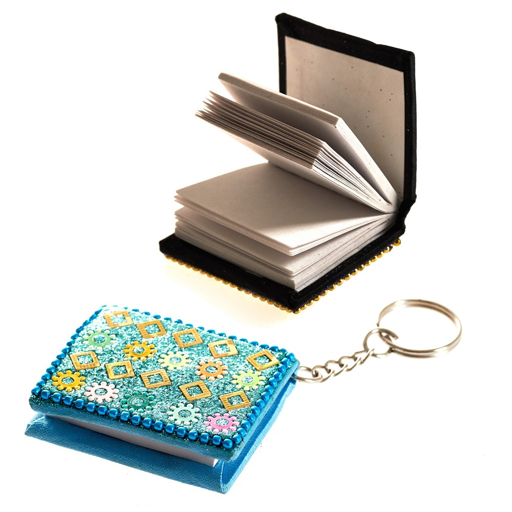 Llavero Miniatura Libreta Brillantes - Se puede usar - 5 cm