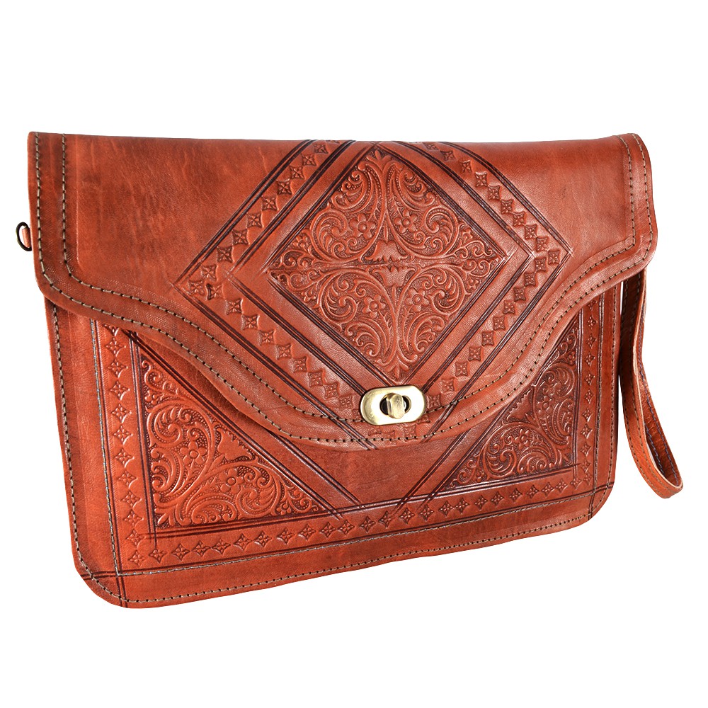Bolso Cuero Artesanal - Funda Tablet - De Mano o Para Colgar - 31cm