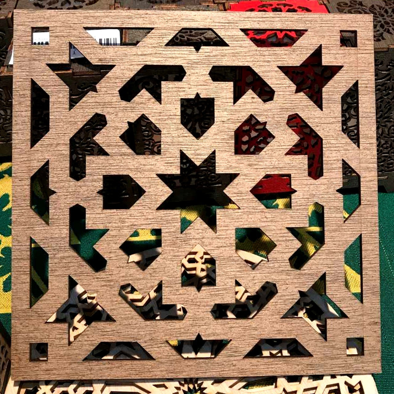 Salvamantel Madera Celosía Arabe - 20x20 cm - Modelo Murabba